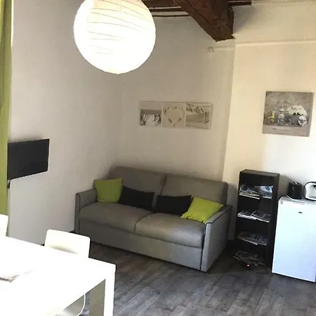 Studios Des Templiers Hyeres Exterior photo